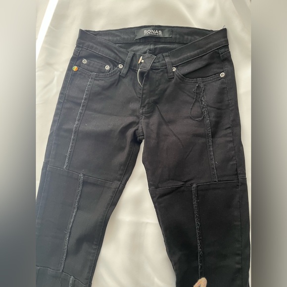 Sonas black patch skinny stretch jeans - Picture 2 of 5